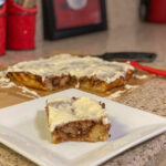 keto cinnabon cake