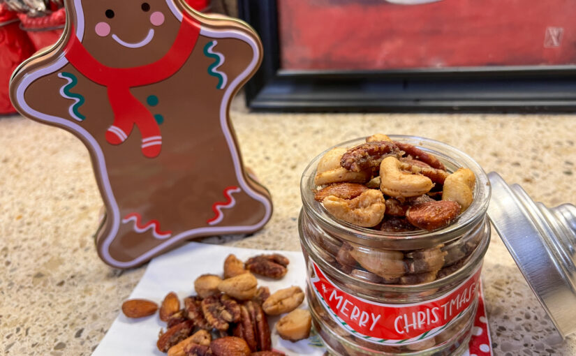 Keto Gingerbread Spiced Nuts