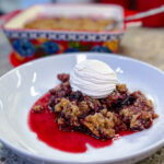 keto blackberry crumble